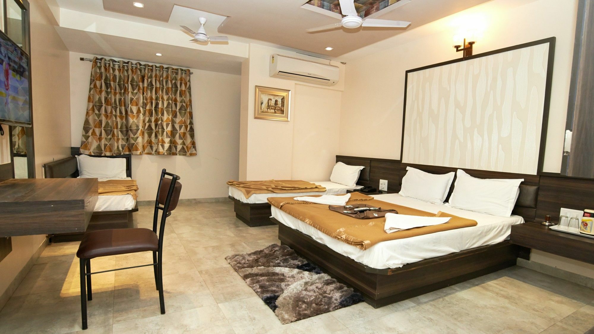 Hotel Sai Suraj Park Shirdi Exterior foto